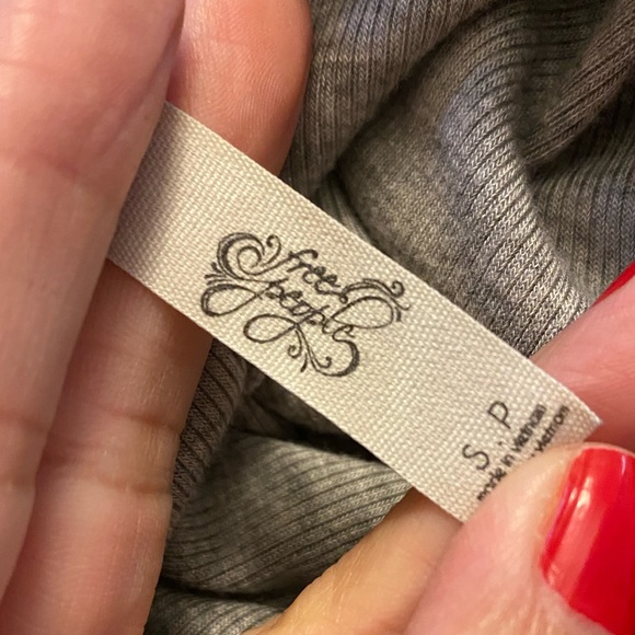 Free people heather gray scoop neck long sleeve tunic shirt. S - Picture 3 of 10